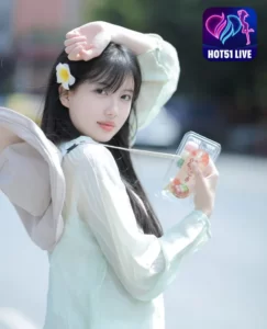 Read more about the article Qiu Yang Yi He (秋阳邑禾): Bức Tranh Tươi Sáng Trên Bảng Xếp Hạng Hot51live và Sự Nổi Tiếng của Ngôi Sao Đẹp Quốc Dân. the charming beauty