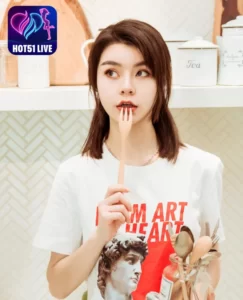 Read more about the article Rong Rong (蓉蓉) – Nữ Thần Tuyệt Vời Trên Bầu Trời Nghệ Thuật Trung Quốc. Wonderful Goddess in the Sky of Chinese Art