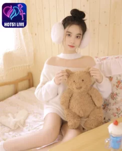 Read more about the article Su Su (素素) – Nữ Thần Xinh Đẹp Trên Bầu Trời Sao Trung Quốc. Beautiful Goddess in the Chinese Star Sky