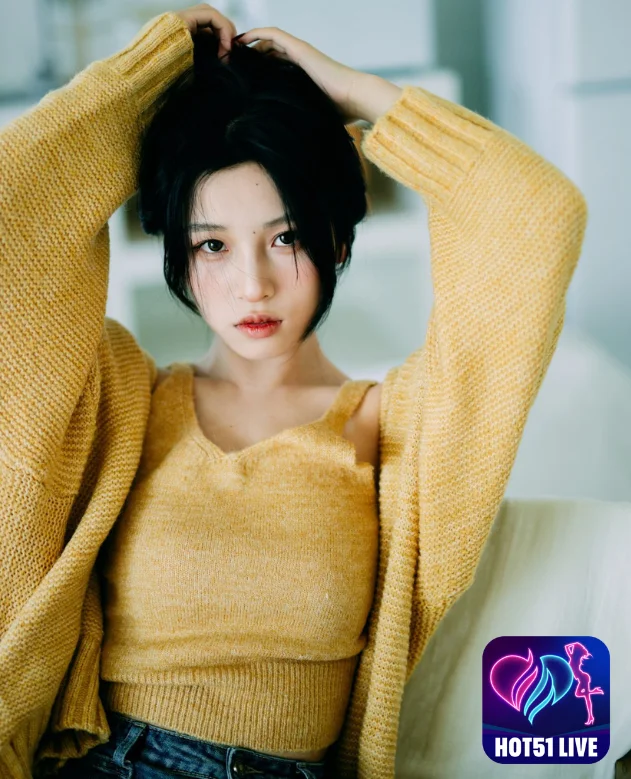 You are currently viewing Ngôi Sao Quyến Rũ Xiao Hui (小惠) – Nữ Thần Tinh Khôi Trên Thiên Hà Văn Hóa Trung Quốc. A famous and charming star of the Chinese