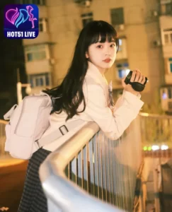 Read more about the article Yi Zhi Nuan Nuan (一只暖暖): Ngôi sao Trung Quốc xinh đẹp và quyến rũ trên Hot 51Live. Beautiful and seductive Chinese star