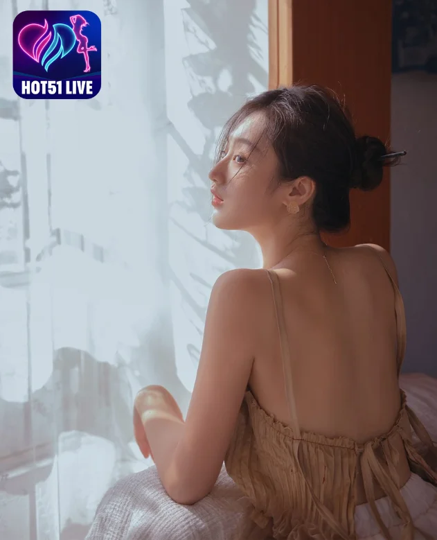 Yin He San Qian Li-Hot51live