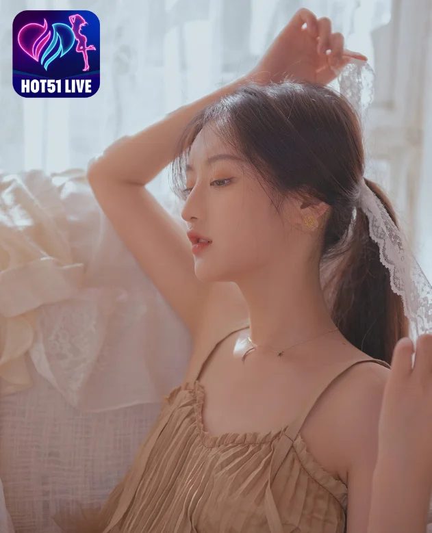 Yin He San Qian Li-Hot51live