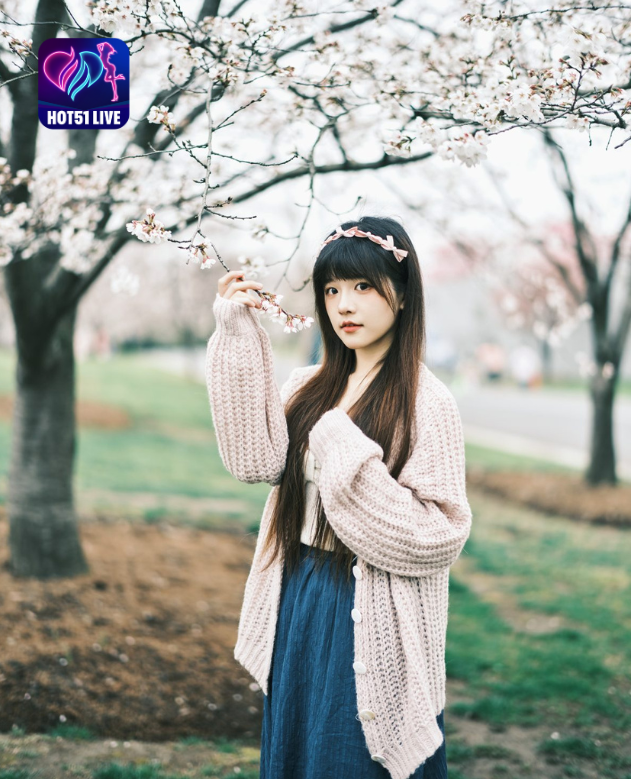 You are currently viewing Xiao Xiao Miao Hotlive Bí Mật Đằng Sau Hot51 Livestream: Sức Hút Không Thể Chối Cãi Của Ứng Dụng Livestream Hotlive App Best livestream 1