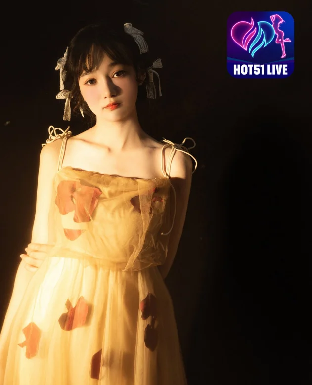 You are currently viewing A Yao (阿瑶) – Huyền Bí của Ngôi Sao Trung Quốc: Nhìn Nhận Về Nữ Thần Đẹp Đẽ A Yao (阿瑶). the Beautiful Goddess A Yao