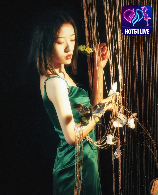 Mo-Mo-hot51live