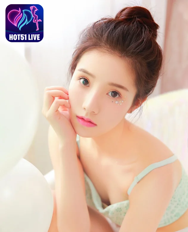 You are currently viewing Yi Ming hotlive: Nữ Thần Trung Quốc – Yi Ming (佚名) Tựa Sáng trên Hot51live: Hồn Nhiên, Quyến Rũ và Đầy Bí Ẩn. Chinese beautiful Goddess Yi Ming