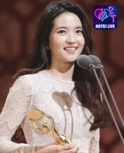 Read more about the article Bước Nhảy Vọt: Kim Tae Ri, Kim Ji Won, Go Youn Jung và Đoàn Nữ Diễn Viên Hàn Quốc Sẽ ‘Bùng Nổ’ Trở Lại trong Năm 2024. The best livestream