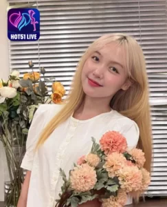 Read more about the article Chu Tiểu Han: Hành Trình Tìm Lại Hạnh Phúc và Sự Nghiệp Sau 6 Tháng Chia Tay, Bắt Đầu Một Chương Mới Cùng HotLive Ứng Dụng. Beautiful live show on tiktok