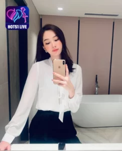 Read more about the article Đặng Thu Thảo: Nữ Thư Ký Gây Bão TikTok với Gu Thời Trang Công Sở Độc Đáo tại Bạc Liêu. Beautiful on Hot51live 2024