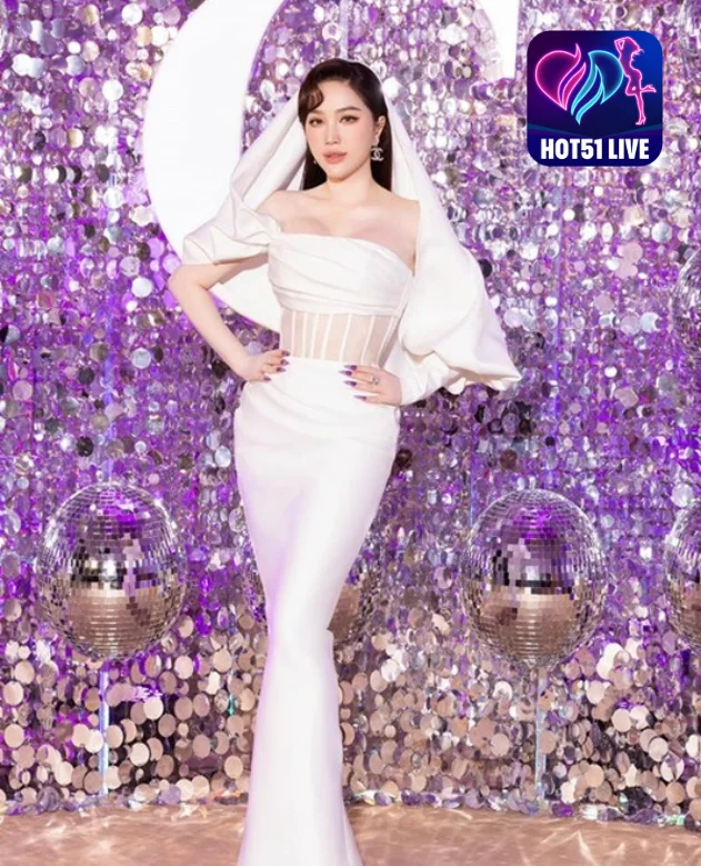 Mai Phương Thúy-Hot51live