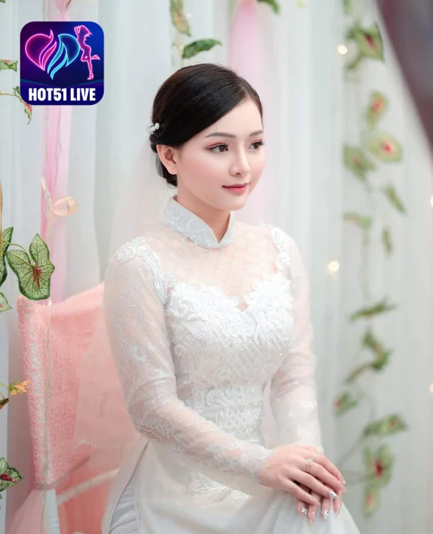You are currently viewing Ngày Cưới Rực Rỡ: Vẻ Đẹp Nồng hắm Của Cô Dâu Việt Trong Ngày Trọng Đại. Beautiful Idol live shows