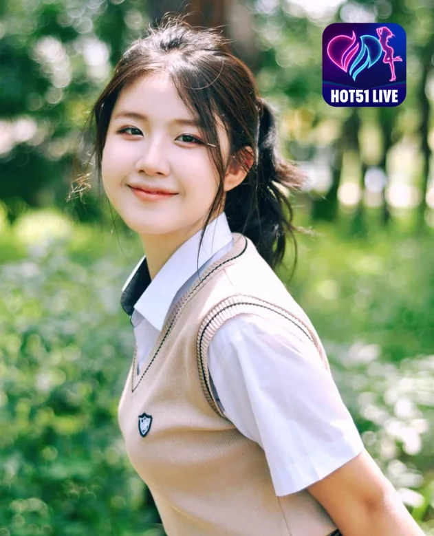 You are currently viewing Nữ Sinh Việt Nam: Hành Trình Tự Chủ và Sự Phát Triển Trong Thế Giới Hotlive Ái Ngọc và Hotlive Trực Tuyến. Beautiful Vietnamese students