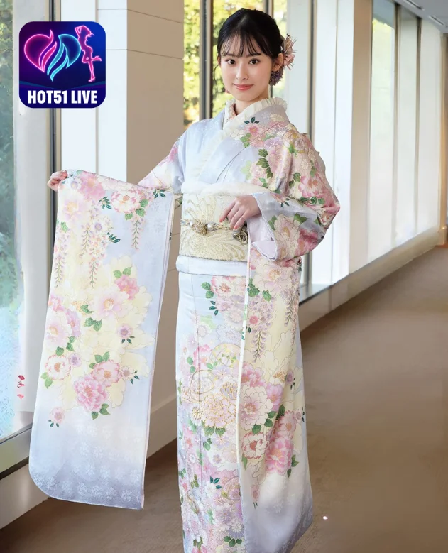 You are currently viewing Nanase Nishino – Một Cô Gái Xinh Đẹp và Đầy Sức Sống Trên Hot51live. A famous Japan av star