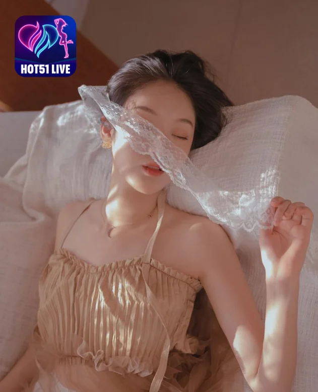 Yin He San Qian Li-Hot51live