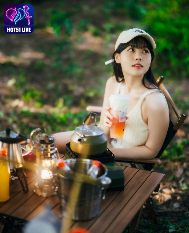 Amber Amber-Hot51
