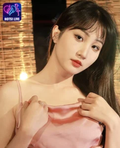 Read more about the article Khám Phá “Xiao Tu Star Chinese Livestream Hot51”: Ứng Dụng Hot Live Trực Tuyến Đáng Chú Ý Beautiful Girl