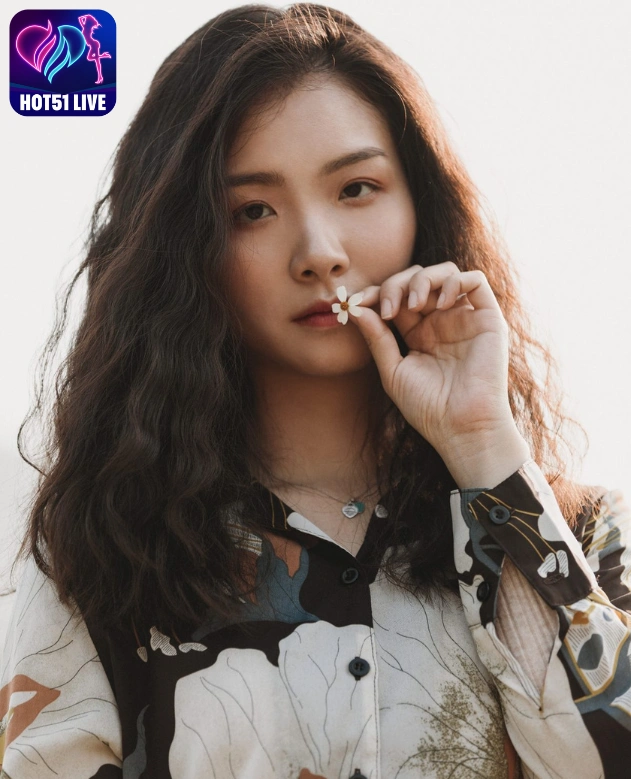 Read more about the article Xiao Ying Star Chinese Livestream Hot51: Khám Phá Ứng Dụng Livestream Show Hotlive Mở Khóa Phòng và QQLive Beautiful Girl